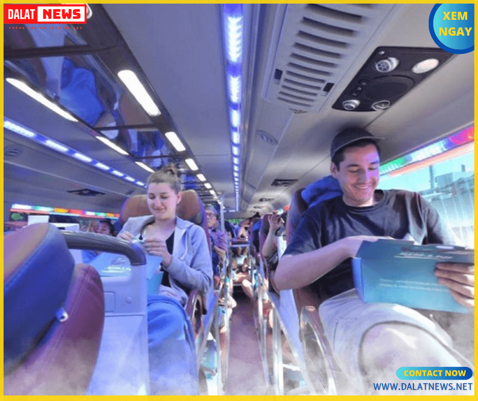 Hành khách ngồi thoải mái trên xe quảng ngãi đi Đà Lạt