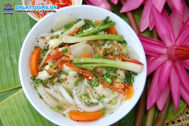 Bánh canh cá lóc nổi tiếng tại Đà Lạt