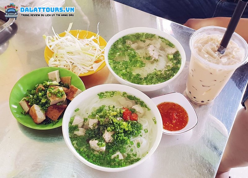 Bánh canh giá rẻ tại Đà Lạt