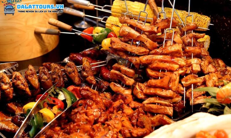 Hana Buffet với các xiêng nướng hấp dẫn