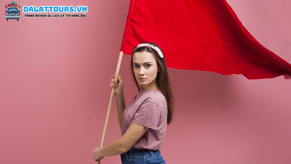 red Flag là gì trong tình yêu