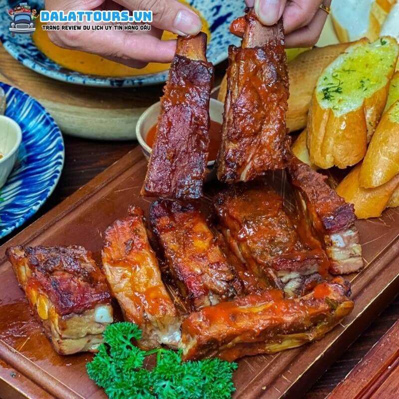 Thưởng thức món ngon tại Quán Lão Trư – BBQ & Bia