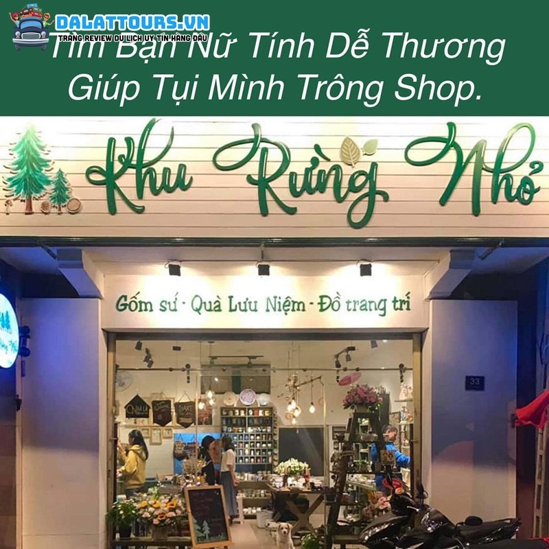 Cửa Tiệm Khu Rừng Nhỏ