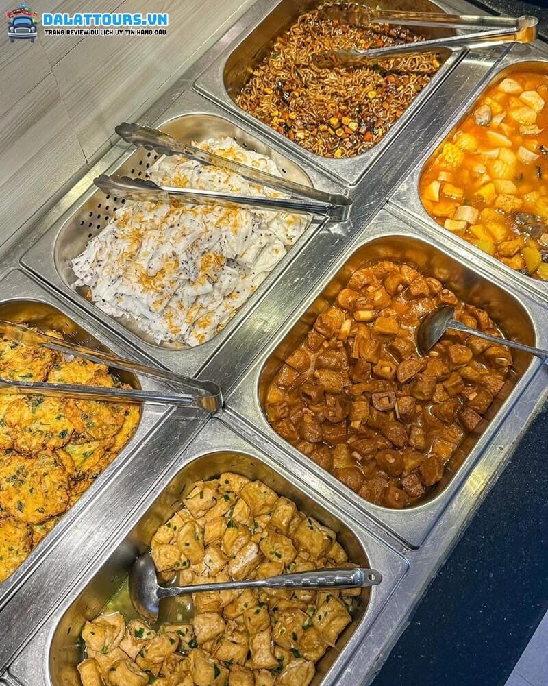 Nhà Hàng Buffet Chay Vegito đa dạng món ăn