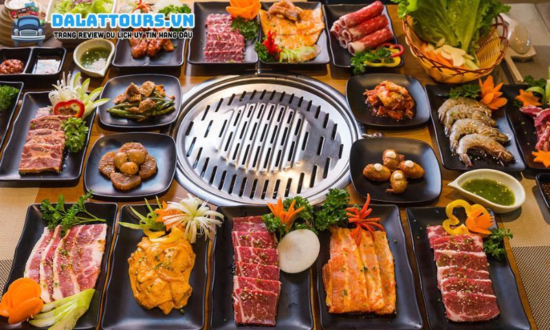 Buffet Mộc hấp dẫn các món nướng, lẩu