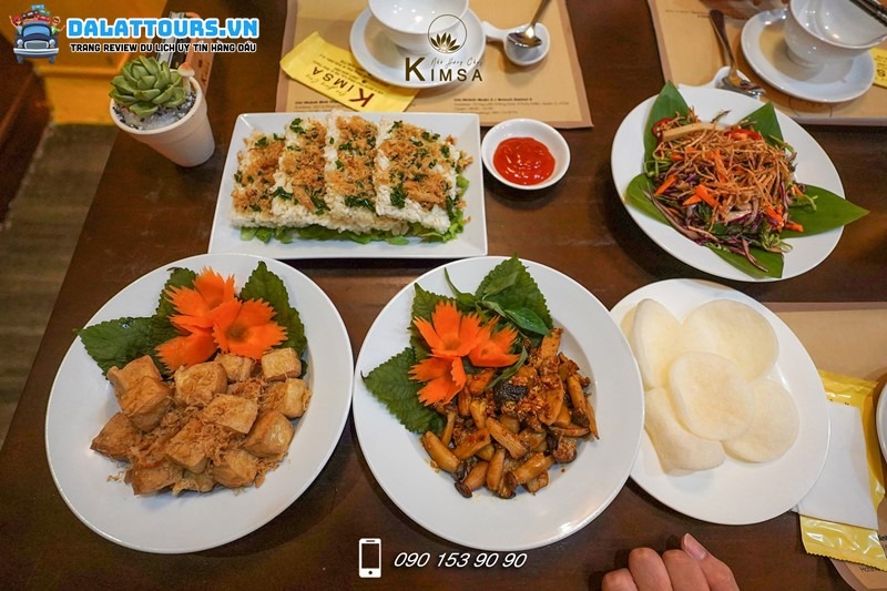 KVegetarian - Restaurant & Café menu đa dạng