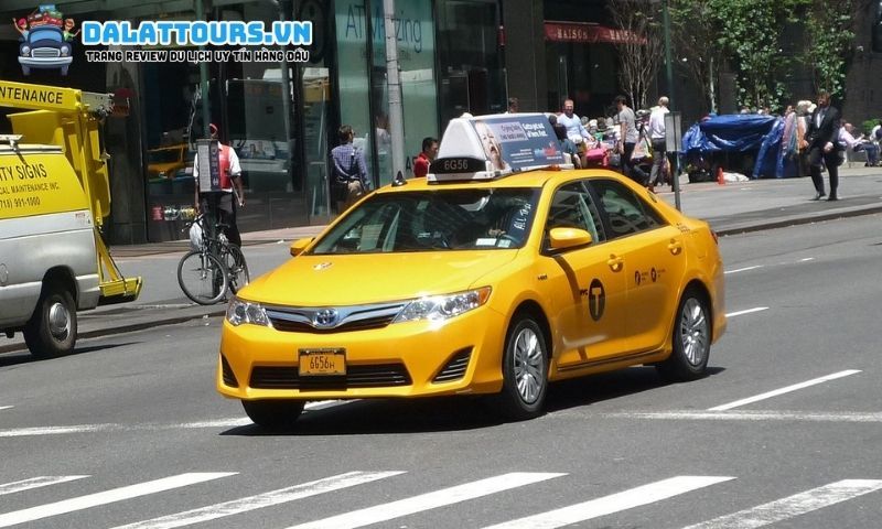 Dịch vụ taxi Ninh Bình
