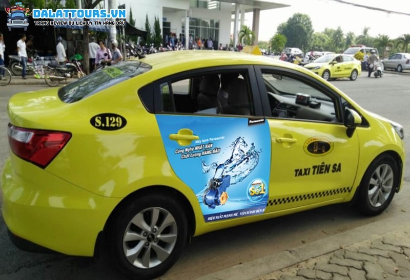 Taxi Tiên Sa đông khách tại Đà Nẵng